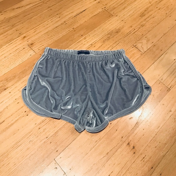 Brandy Melville Pants - Brandie Melville blue velvet shorts